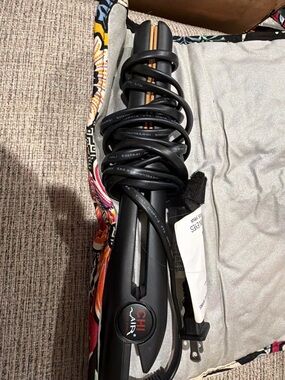CHI Air Flat Iron Hair Straightener + Vera Bradley Travel Case Kauai Floral